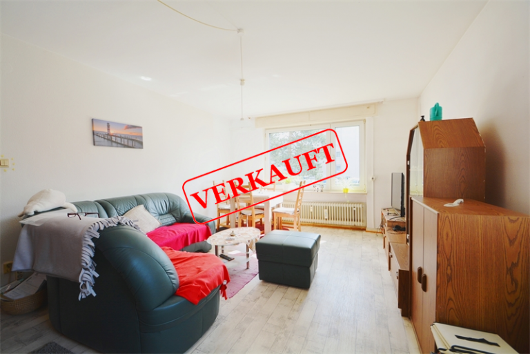 PrI 9151 Wohnzimmer Dreieich - Sprendlingen Erdgeschosswohnung VERKAUFT! Gut geschnittene 4-Zimmer-ETW mit Garage in zentraler Lage von Dreieich-Sprendlingen!