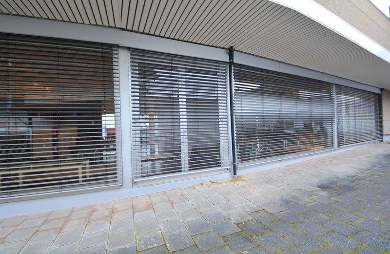 PrI 9329 Eingang Seite rechts Ausstellungsfl�che Dreieich