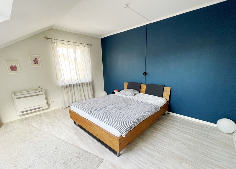 PrI 9311 Elternschlafzimmer Einfamilienhaus Offenbach