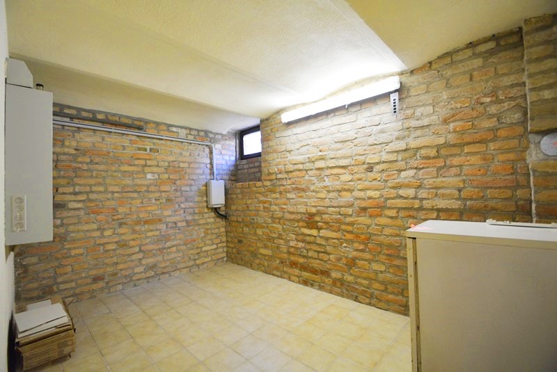 PrI 9218 Hausanschlussraum Zweifamilienhaus Sulzbach