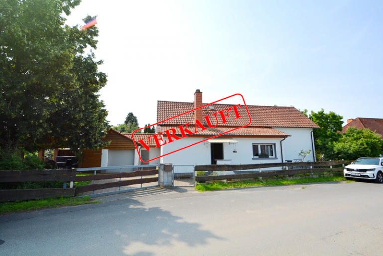 PrI 9291 Aussenansicht Langen - Langen Einfamilienhaus VERKAUF! Gro�es, charmantes EFH mit Garten, Freisitz und Garage in guter Lage von Langen!