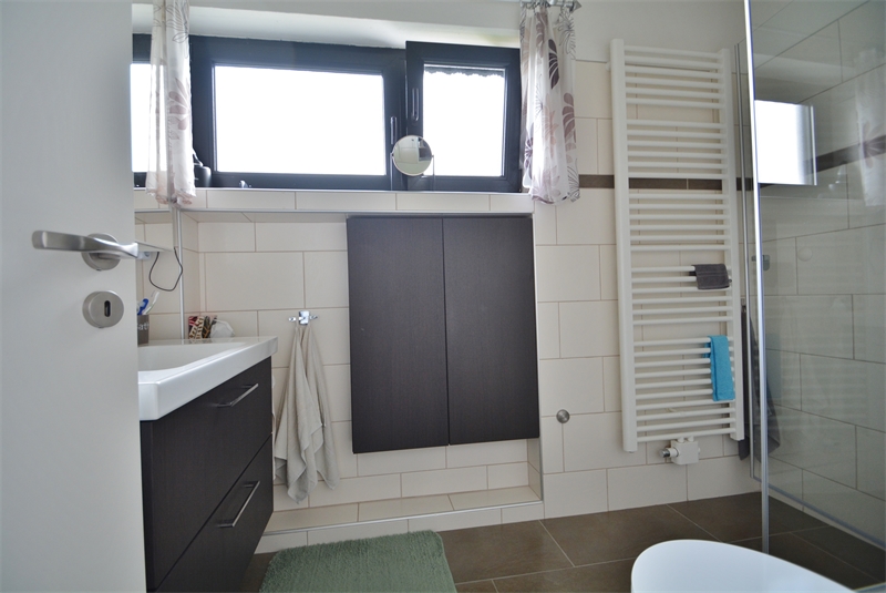 PrI 9337 Bad OG Reihenmittelhaus Rodgau