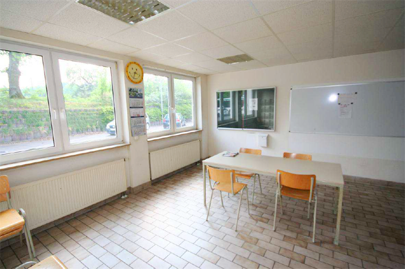 PrI9228 Aufenthaltsraum Wohn- / Gesch�ftshaus Eppstein