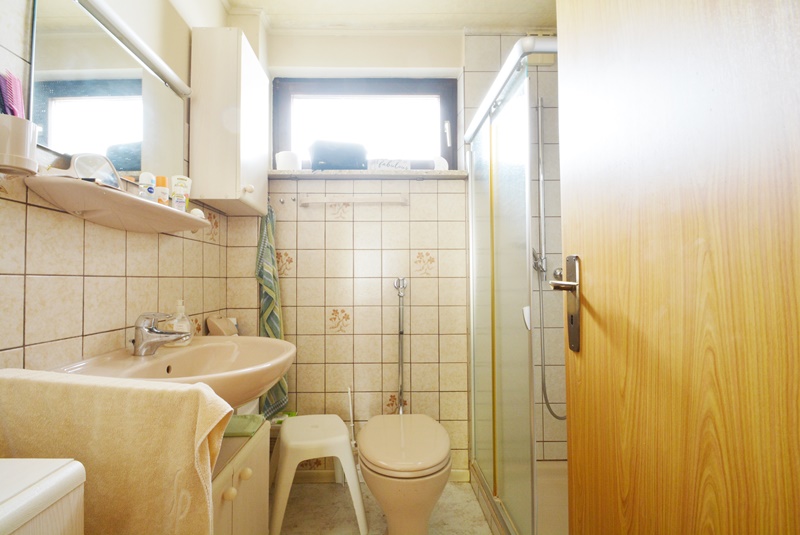 PrI 9216 Bad Einfamilienhaus Weiterstadt