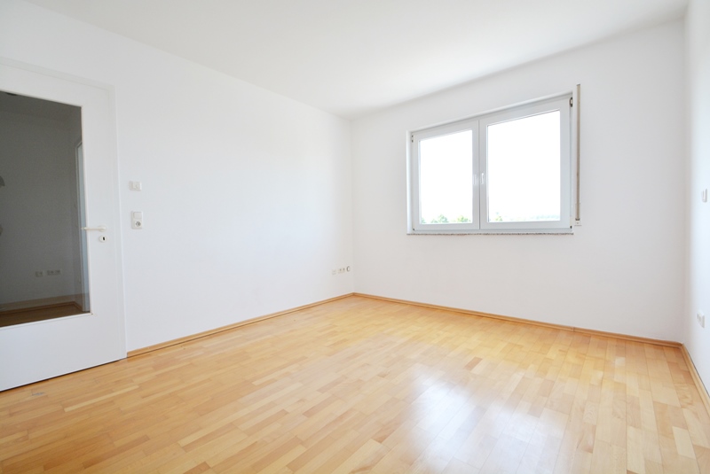 PrI 9262 Wohn- und Essbereich Etagenwohnung Egelsbach