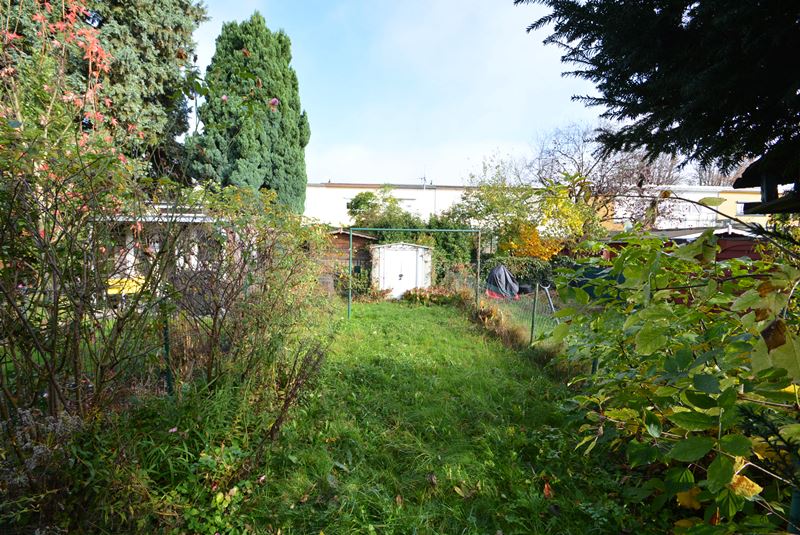 PrI 9290 Garten Reihenmittelhaus Frankfurt