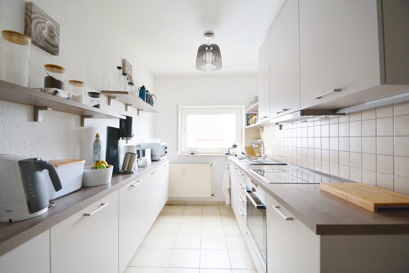 PrI 9301 K�che Dachgeschosswohnung Dreieich