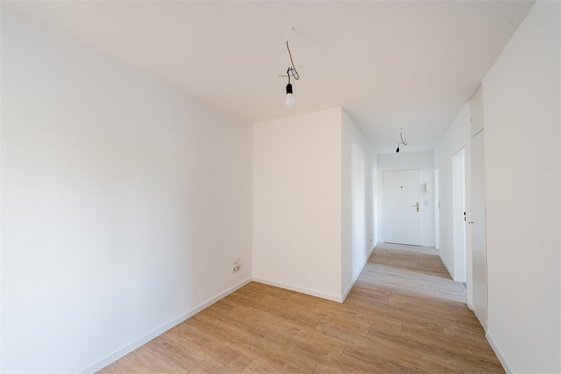 PrI 9215 Flur Etagenwohnung Neu-Isenburg
