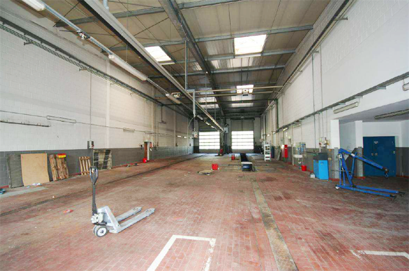 PrI9228 Werkstatthalle Wohn- / Gesch�ftshaus Eppstein